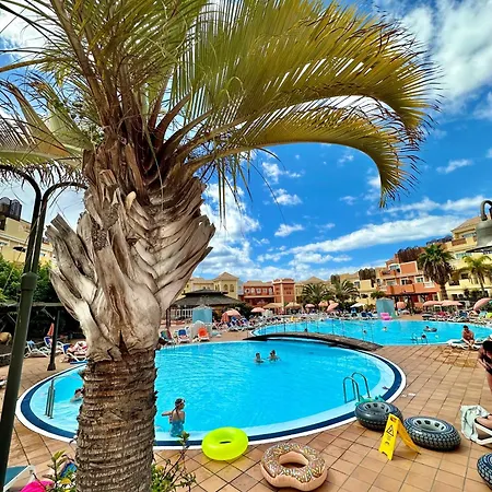 Sunset 3 & Heated Pool Apartment *