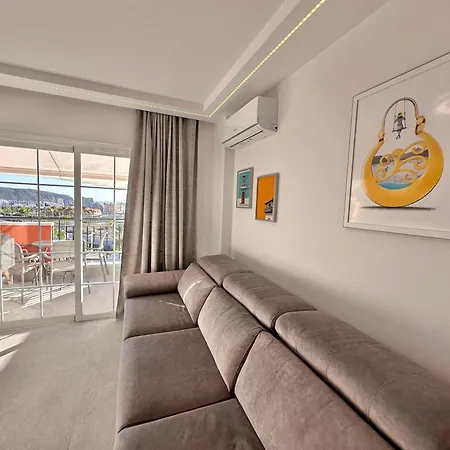 Apartment Sunset 3 & Heated Pool Los Cristianos (Tenerife)