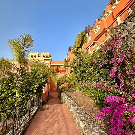 Sunset 3 & Heated Pool * Los Cristianos (Tenerife)