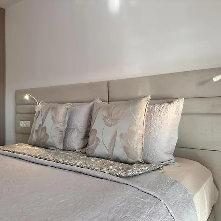 アパート Sunset 3 *